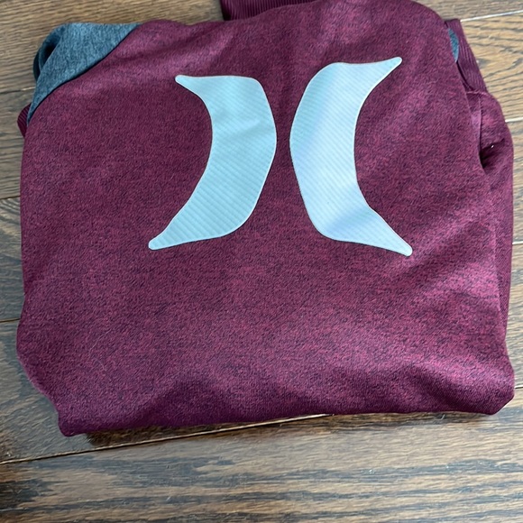 Hurley Hoodie-EUC - Picture 6 of 6
